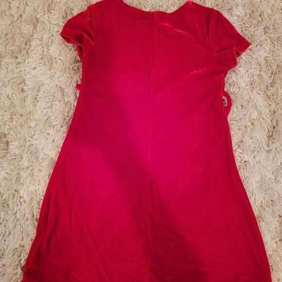5 for $40 sale𝅺 Red velvet dress size Xs - Picture 5 of 6